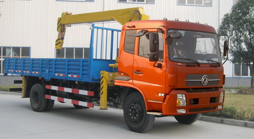 東風(fēng)天錦隨車起重運輸車