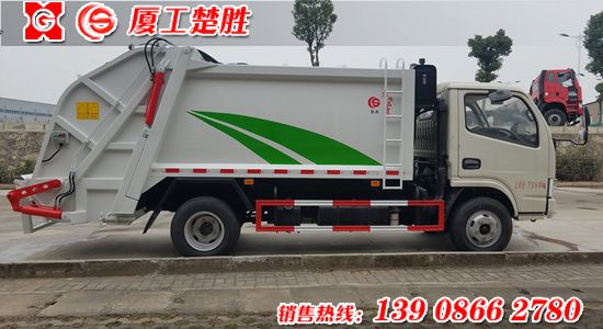 多利卡玉柴發(fā)動機(jī)6方壓縮式垃圾車