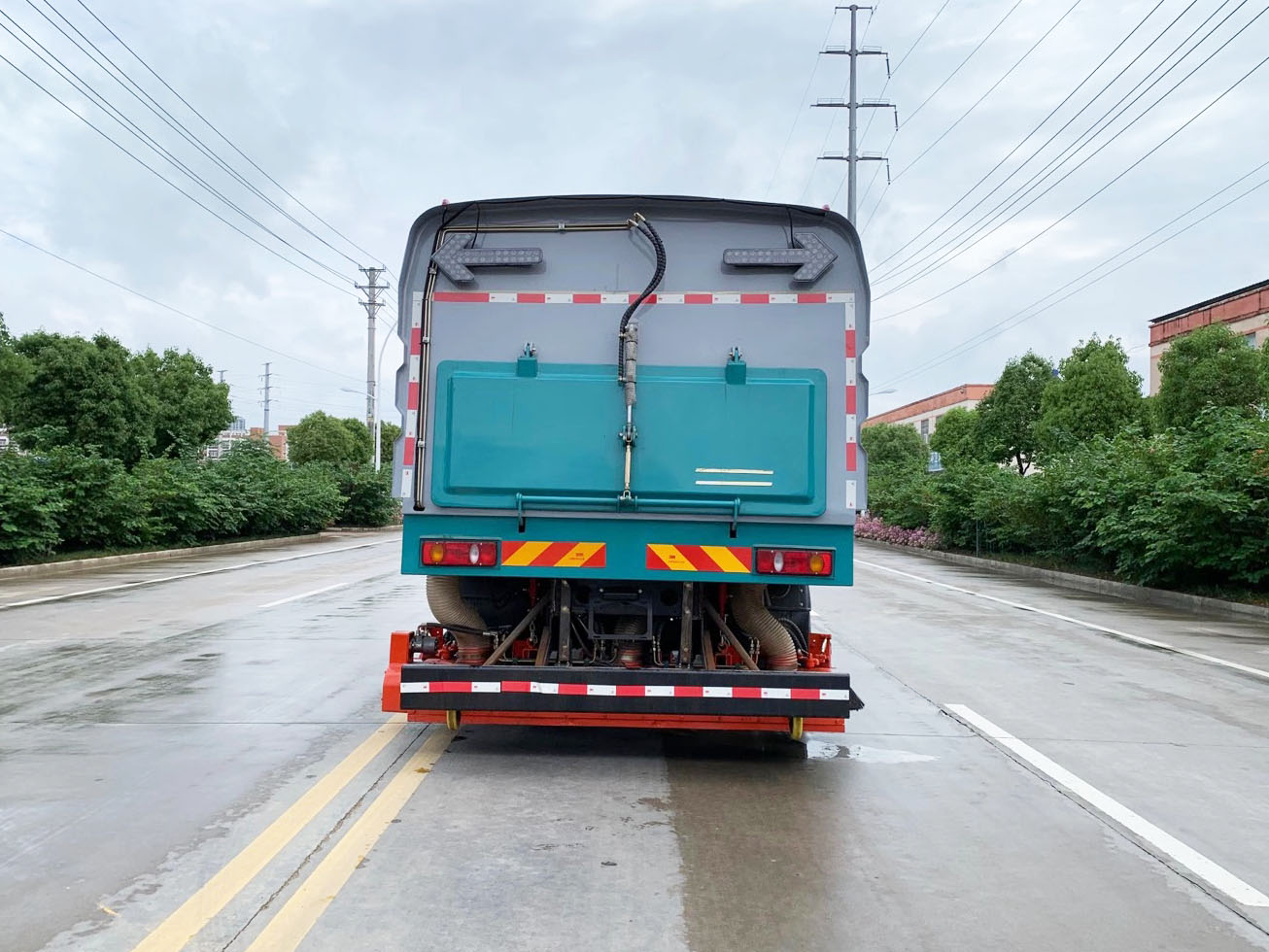 東風(fēng)天錦吸塵車